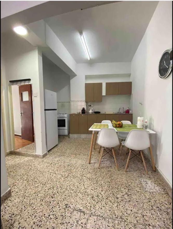 2 Bedroom Apt In Ermou 4 Minute Walk Beach Larnaca Luaran gambar